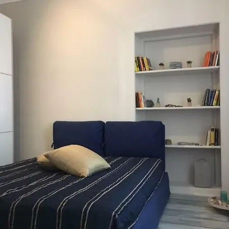 Apartment Amarillis Turin